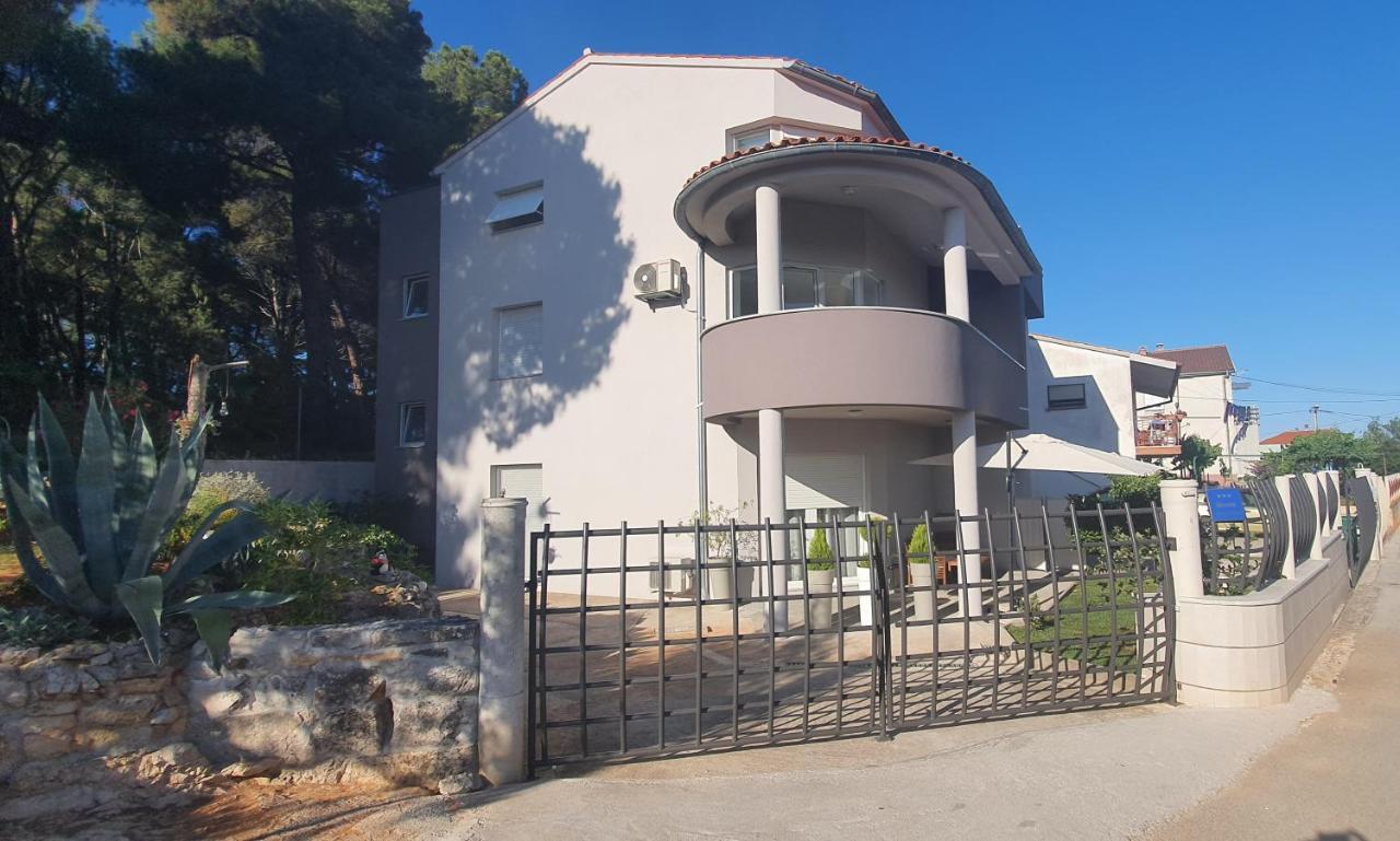 Apartman Tika Pula Exteriér fotografie